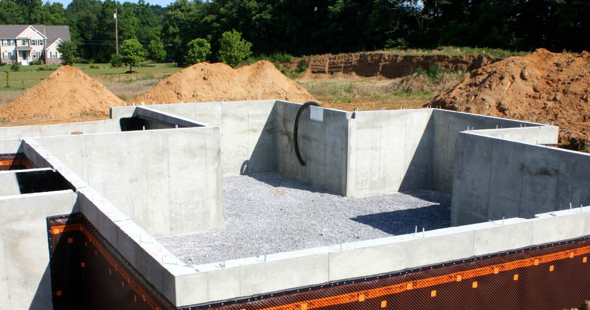 Заказать фундамент с подвалом Полысаево. Заказать под ключ цена от 3674 руб/м3